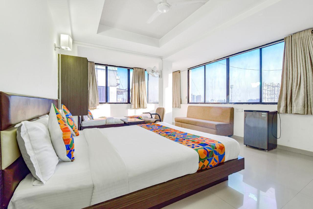 Fabhotel Skyland 阿穆达巴 外观 照片